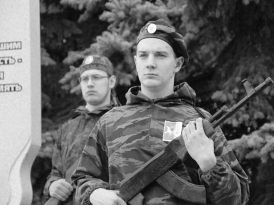 В Академгородке Новосибирска простились с погибшим на Украине военнослужащим