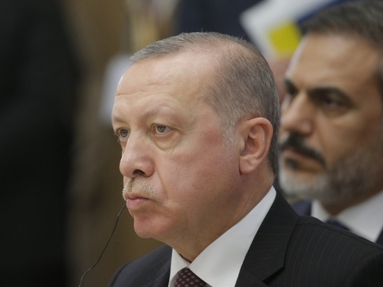 Эрдоган предложил Путину продолжать взаимодействие между спецслужбами
