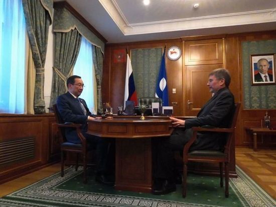 Глава Якутии провел в встречу с президентом АК «Алроса»