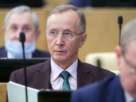 Депутат Бурляев предложил поднять пенсии народным артистам России