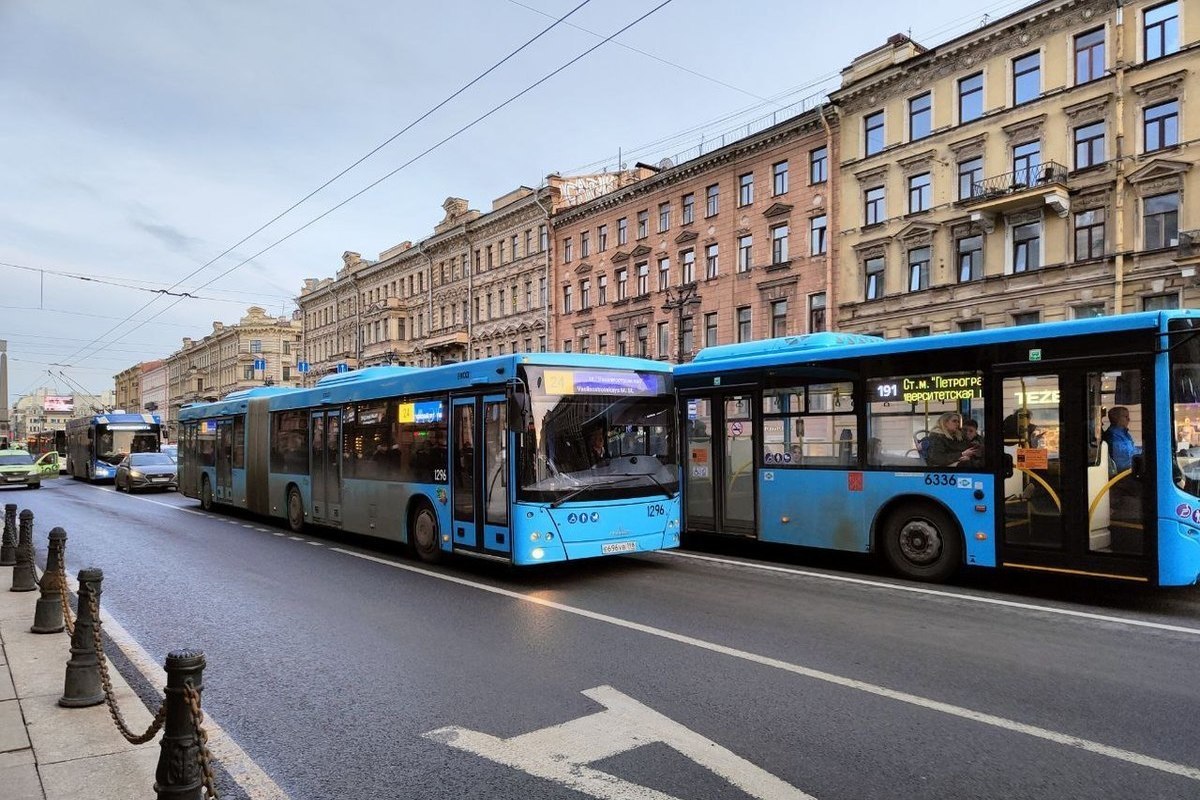 Автобусы в санкт петербурге