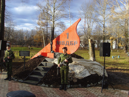 В Кировской области осквернили мемориал погибшим в войну десантникам