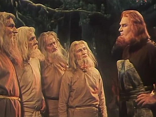 Но эпос все равно не стал духовной скрепой