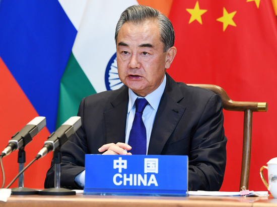 Запад требует от Пекина «играть по правилам»