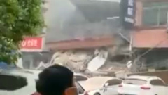В Китае обрушился шестиэтажный дом: видео с места