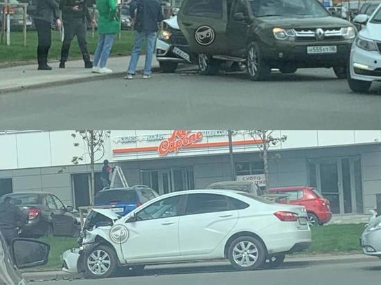 В Пензе на ГПЗ произошло жесткое столкновение автомобилей