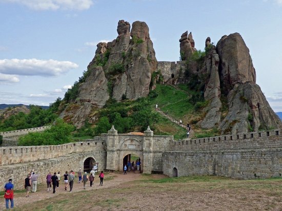 Российские туристы смогут поехать в Болгарию без ПЦР-тестов с 1 мая