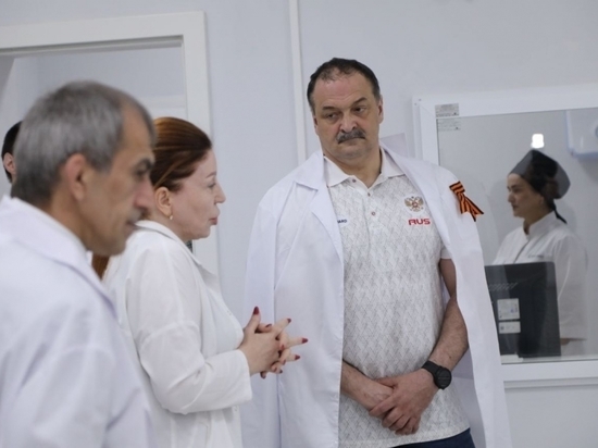Глава Дагестана осмотрел больницу и поликлинику в с. Леваши