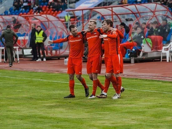 Футболисты «Енисея» сыграют в Красноярске против КАМАЗа из Набережных Челнов 30 апреля