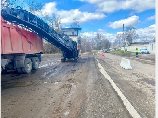 В Смоленске капитальный ремонт дорог набирает ход