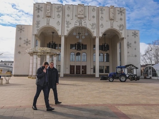 В Курске состоится комиссионное обследование Театральной площади