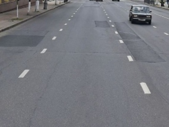 В Курске пока не собираются отремонтировать дорогу на улице Ленина
