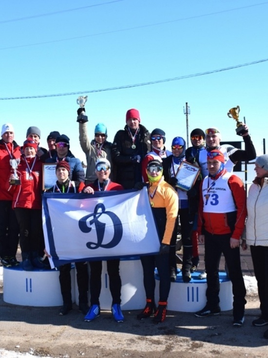 Полицейские НАО стали победителями лыжной эстафеты