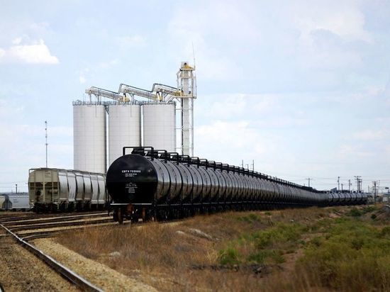  500 вагонов с газом могут взорваться в Польше из-за антироссийских санкций