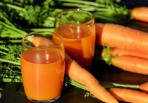 Как оказалось морковный сок, являясь одним из самых доступных соков для потребителей во всем мире, не только не уступает по своим свойствам дорогим и экзотическим сокам, но по многим параметрам их превосходит