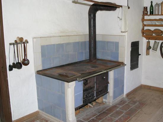 Ребенок и трое взрослых из ЛНР стали жертвами неисправного дымохода