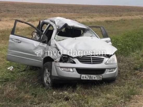 Семья из пяти человек пострадала в ДТП в Дагестане