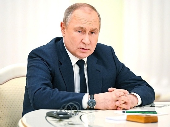 Путин запретил иностранцам организовывать перевозки пассажиров