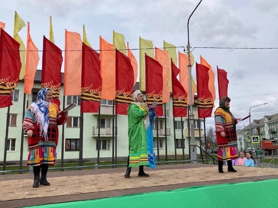 Для жителей Ленобласти организовали праздничные гуляния в честь 1 мая