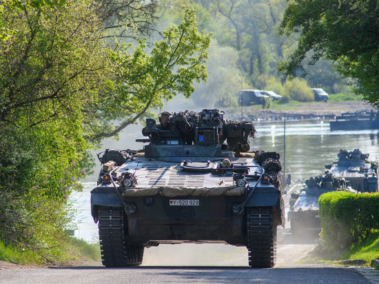 AP: прошедшие военную подготовку американцы сражаются на стороне Украины