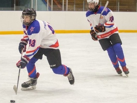 В Архангельске завершились соревнования по хоккею с шайбой среди юношеских команд
