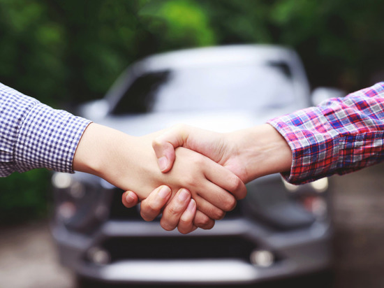 Продавцы подержанных автомобилей в России подняли цены