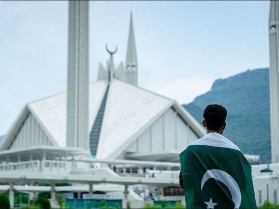 Экс-премьера Пакистана Имрана Хана обвинили в богохульстве