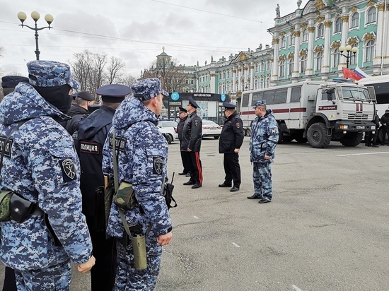 Петербуржцы обошлись без дебошей и нарушений порядка на мероприятиях Первомая