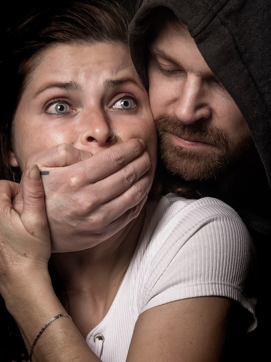 Полицейский в отставке помог задержать похитителей массажистки в Уфе