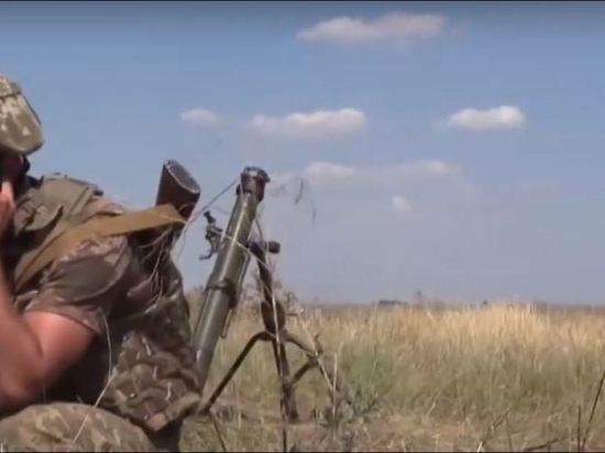 ВСУ обстреляли населенный пункт в ЛНР из минометов