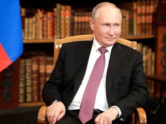 Путин рассказал Макрону о причинах рисков продовольственной безопасности