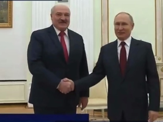 Путин и Лукашенко обсудили спецоперацию на Украине