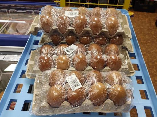 Антикризисные яйца начали продавать под Новосибирском