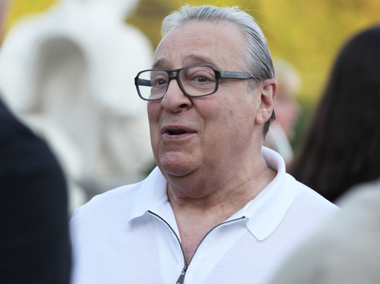 Юморист поведал об обжорстве телеведущего