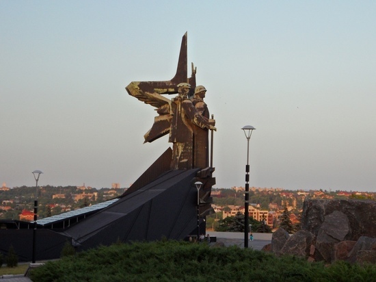 Ветераны ВОВ в ДНР получат 10 тысяч рублей ко Дню Победы