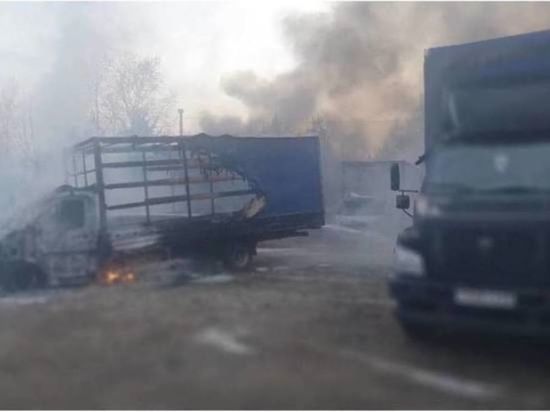 В Твери на стоянке сгорели 42 грузовика