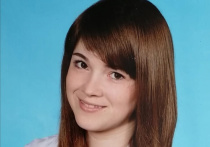 Это случилось еще 2014 году: накануне Нового года 17-летнюю студентку Веронику Фирсову из Пермской области приревновал и избил до полусмерти бойфренд, после чего оставил одну в квартире