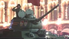 Ночная репетиция парада к 9 мая прошла на Красной площади: видео