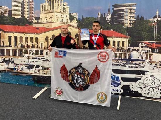 16-летний боец из Хакасии завоевал медаль первенства России по ММА