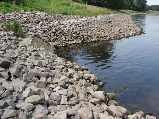 В Тульской области с юридического лица взыскали крупный штраф за загрязнение реки
