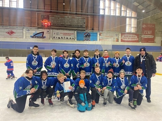 Хоккеисты «Труда» из НАО завоевали бронзу в Архангельске