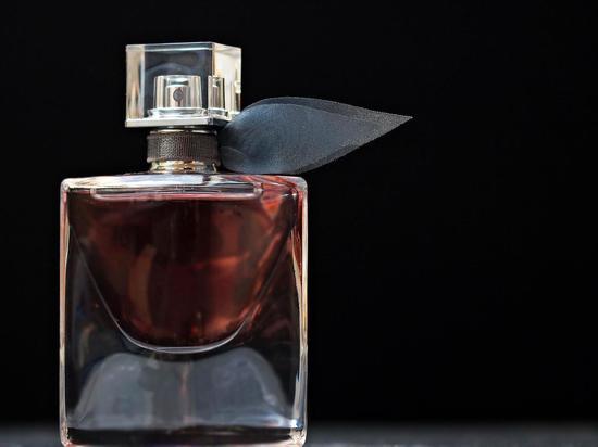 Молодой жительнице Магадана грозит срок за кражу парфюмерии