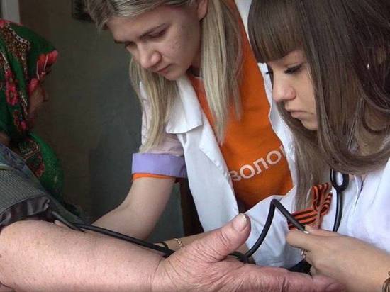 Студенты-медики из Кузбасса участвуют во всероссийской акции «Добро в село»