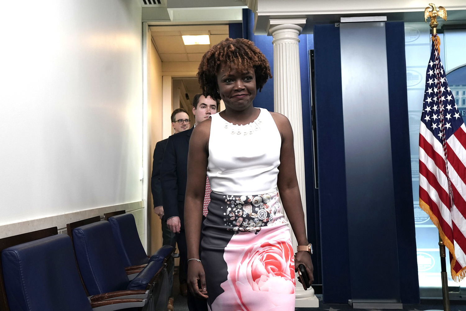 Пресс-секретарем Джо Байдена стала темнокожая лесбиянка: галерея Карин  Жан-Пьер