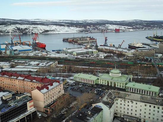Мурманск получил почетное звание города-героя 37 лет назад