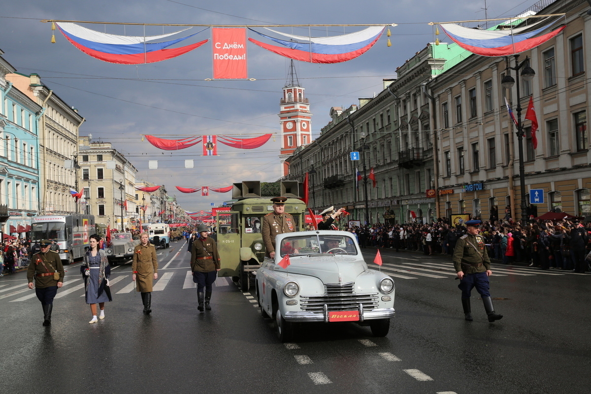 Движение петербург. Самым важным праздником в году россияне назвали день Победы..