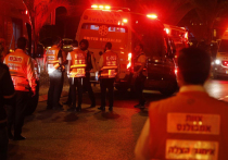 По меньшей мере три человека погибли, еще четверо получили ранения в результата нападения в израильском городе Эльад