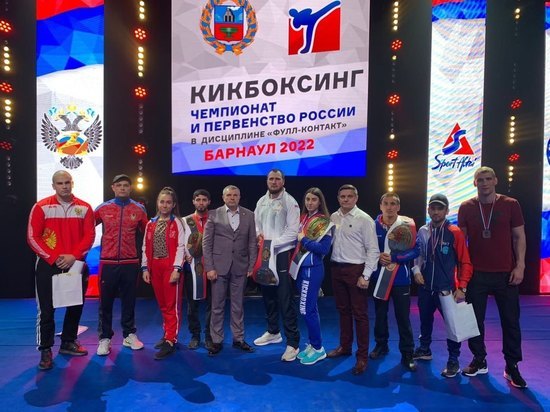 Кикбоксеры Хакасии привезли 10 медалей со всероссийских соревнований