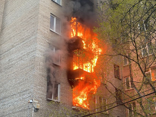 Взрыв телевизора стал причиной пожара в  «сталинке» на Ломоносовском проспекте