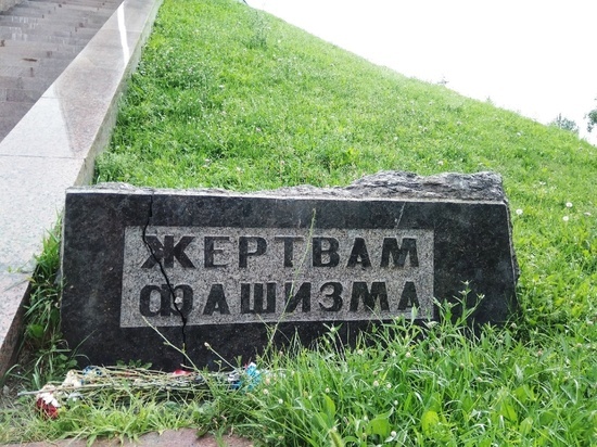 В ДНР пообещали восстановить все советские памятники